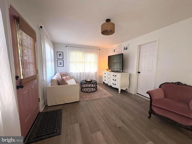 309 WASHINGTON AVE, Pitman, NJ 08071