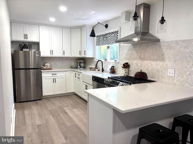 309 WASHINGTON AVE, Pitman, NJ 08071