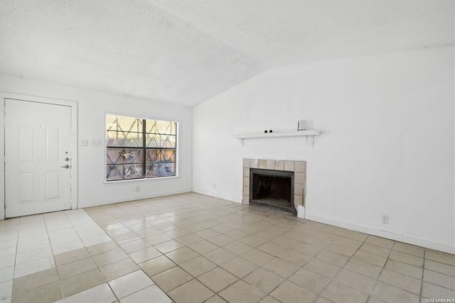 6931 Ashbrook, San Antonio, TX 78239