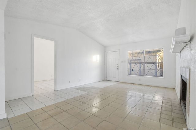 6931 Ashbrook, San Antonio, TX 78239