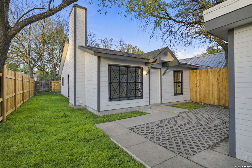 6931 Ashbrook, San Antonio, TX 78239