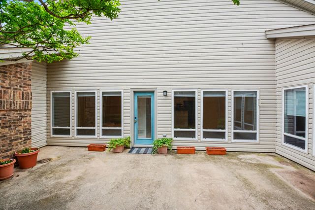 2019 Whippoorwill Lane, Carrollton, TX 75006