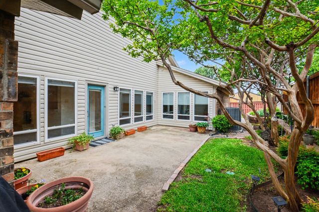 2019 Whippoorwill Lane, Carrollton, TX 75006