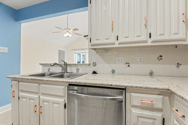 2019 Whippoorwill Lane, Carrollton, TX 75006