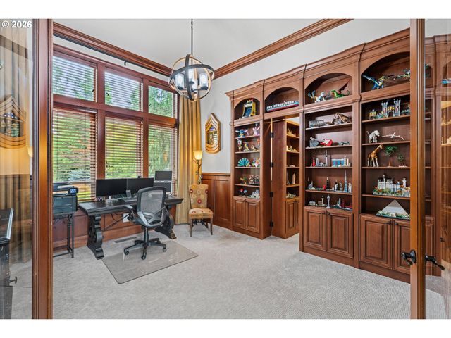 14575 S STONERIDGE Dr, Oregon City, OR 97045