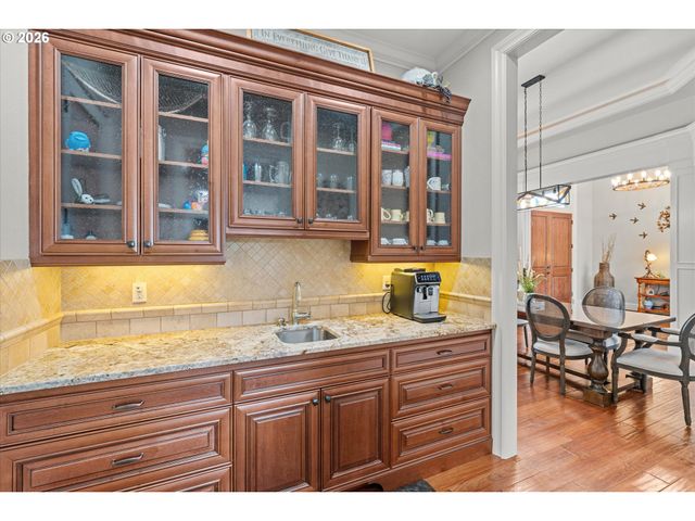 14575 S STONERIDGE Dr, Oregon City, OR 97045