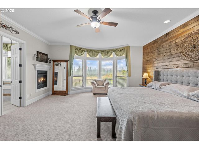 14575 S STONERIDGE Dr, Oregon City, OR 97045
