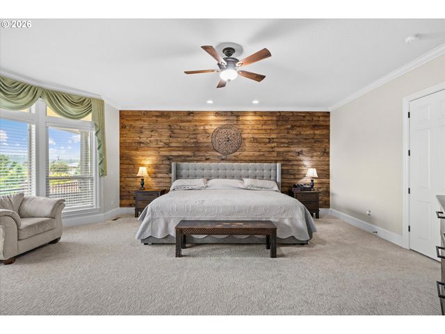 14575 S STONERIDGE Dr, Oregon City, OR 97045