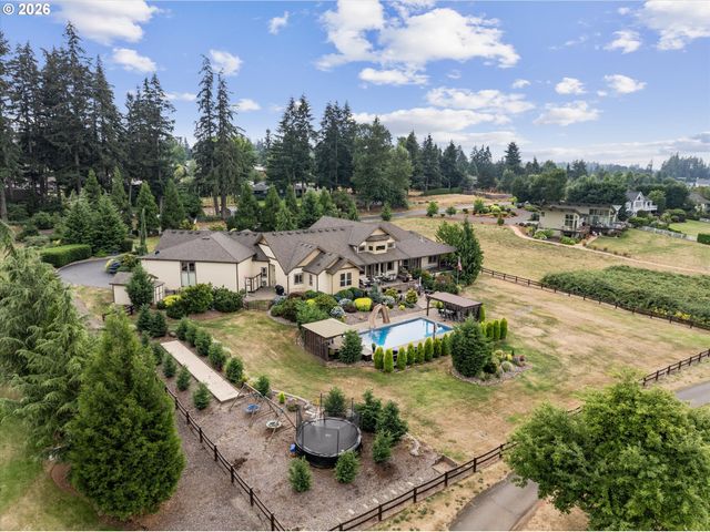 14575 S STONERIDGE Dr, Oregon City, OR 97045