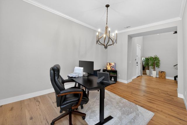 638 Mesa Dr S, Madera, CA 93636