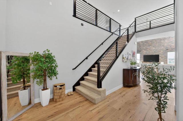 638 Mesa Dr S, Madera, CA 93636