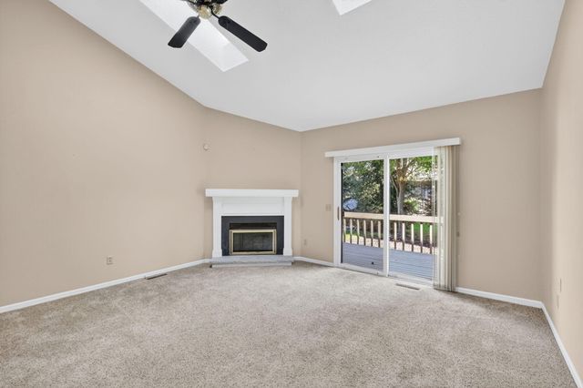 23 Meadowpond Drive, Perrysburg, OH 43551