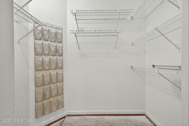 23 Meadowpond Drive, Perrysburg, OH 43551