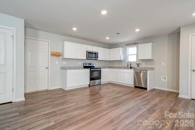 105 Oak Crossing Drive, Shelby, NC 28152