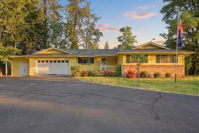2700 Rogue River Highway, Grants Pass, OR 97527