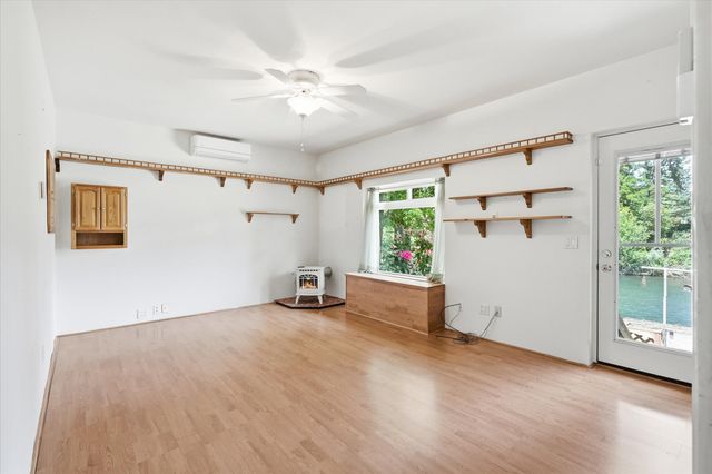 2700 Rogue River Highway, Grants Pass, OR 97527