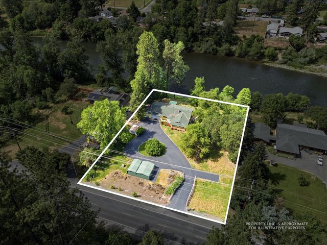 2700 Rogue River Highway, Grants Pass, OR 97527
