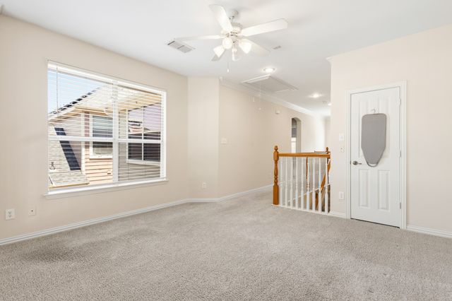 2223 Grizzly Run Lane, Euless, TX 76039