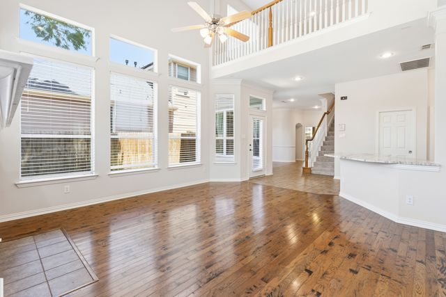 2223 Grizzly Run Lane, Euless, TX 76039