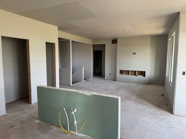 2904 E Sunnyslope St, Park City, KS 67219