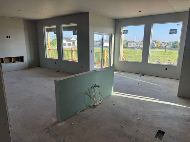 2904 E Sunnyslope St, Park City, KS 67219