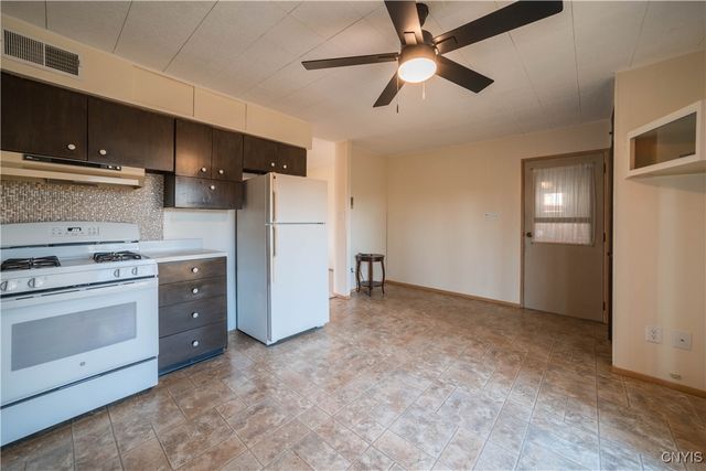 508 Deerwood Road, Utica, NY 13502