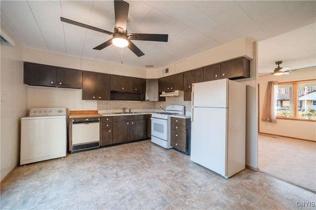 508 Deerwood Road, Utica, NY 13502