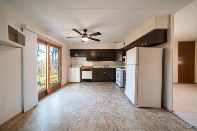 508 Deerwood Road, Utica, NY 13502