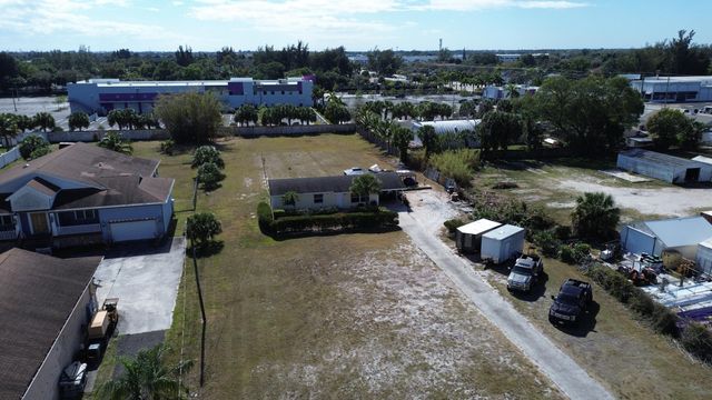 2920 Palmarita Road, West Palm Beach, FL 33406