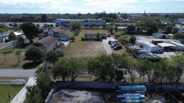 2920 Palmarita Road, West Palm Beach, FL 33406