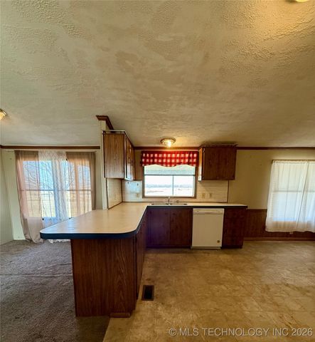 10467 N 26th Street East, Wagoner, OK 74467