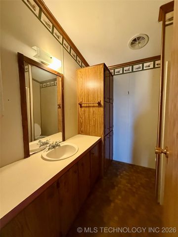 10467 N 26th Street East, Wagoner, OK 74467