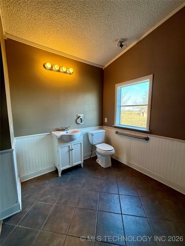 10467 N 26th Street East, Wagoner, OK 74467