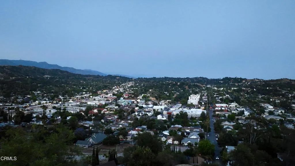 2482 Yosemite, Los Angeles, CA 90041
