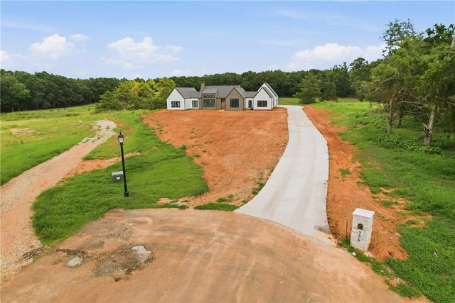 756 Garrison Road, Pelzer, SC 29669