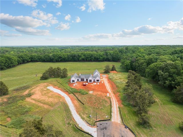 756 Garrison Road, Pelzer, SC 29669