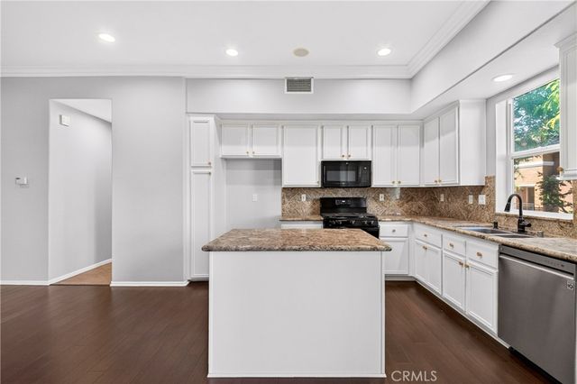 2260 Clark, Fullerton, CA 92833
