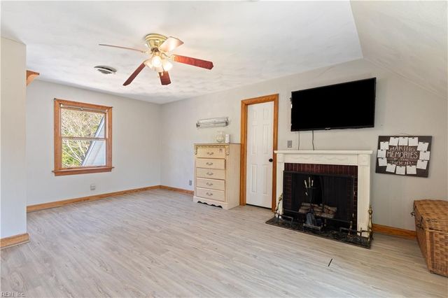507 Vaughans LN, Franklin, VA 23851