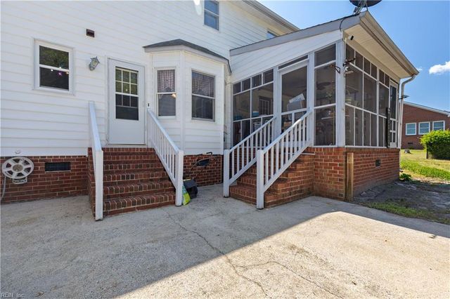507 Vaughans LN, Franklin, VA 23851