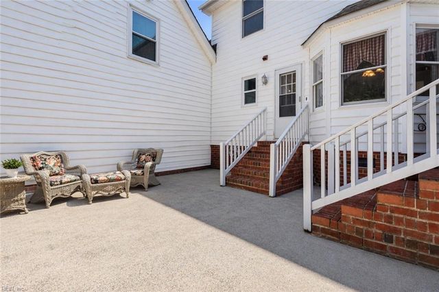 507 Vaughans LN, Franklin, VA 23851
