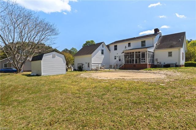 507 Vaughans LN, Franklin, VA 23851