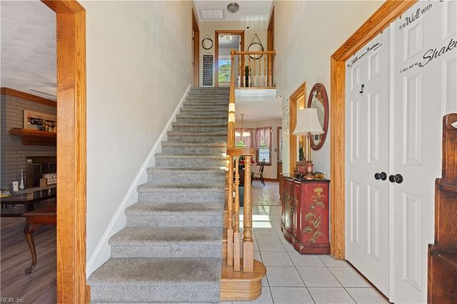 507 Vaughans LN, Franklin, VA 23851