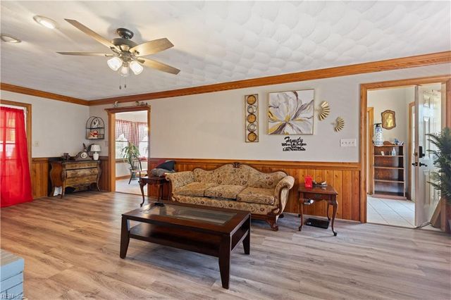 507 Vaughans LN, Franklin, VA 23851