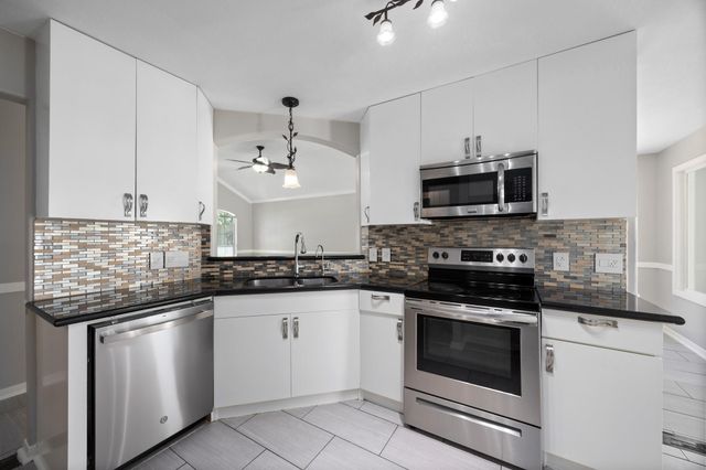 18903 S Wimbledon Drive, Katy, TX 77449
