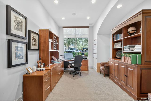 16023 Via Shavano, San Antonio, TX 78249