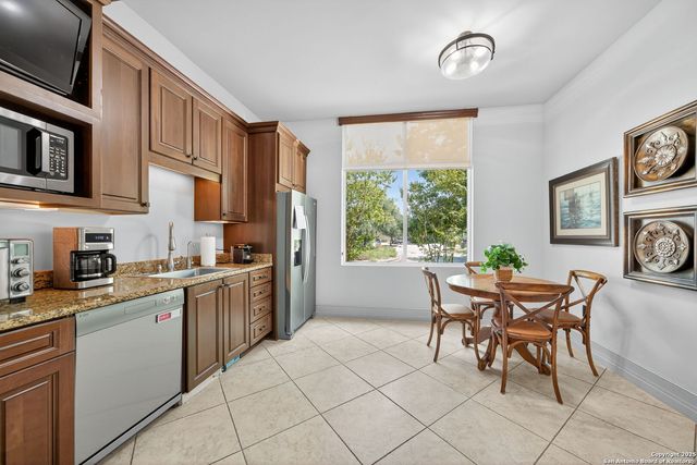 16023 Via Shavano, San Antonio, TX 78249