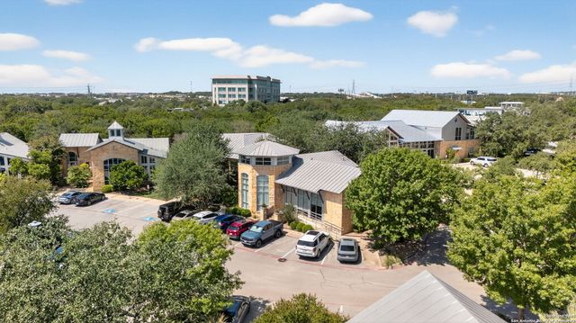 16023 Via Shavano, San Antonio, TX 78249