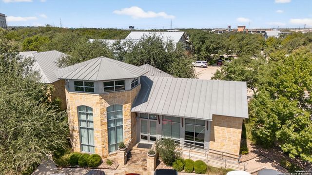 16023 Via Shavano, San Antonio, TX 78249