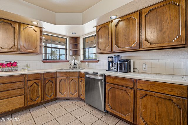 15040 FERGUSON Drive, El Paso, TX 79938