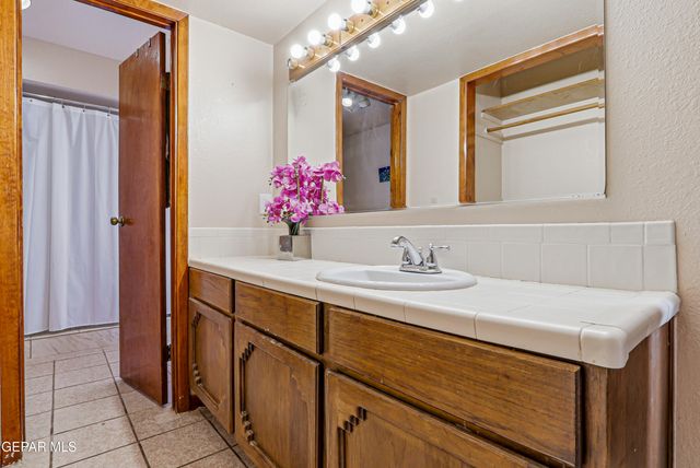 15040 FERGUSON Drive, El Paso, TX 79938